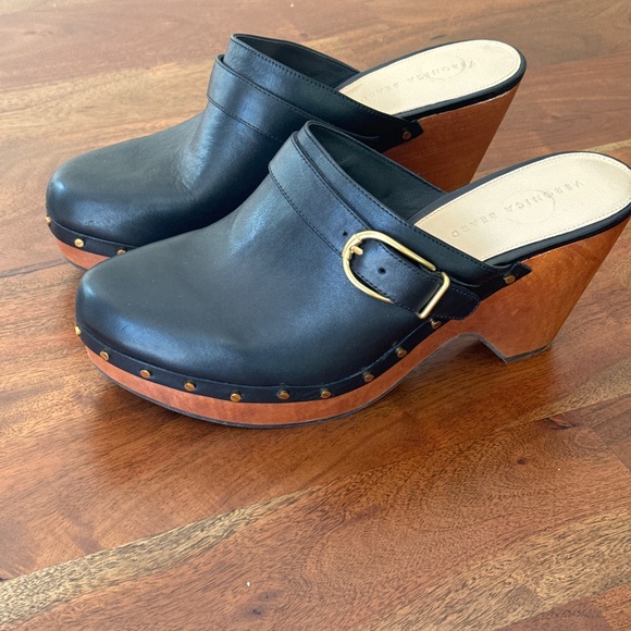 New Veronica Beard Hendrix Leather Clog - Picture 3 of 5